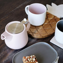 Carica l'immagine nel visualizzatore di Gallery, Teiera con filtro SNUG TEAPOT 600ml Charcoal