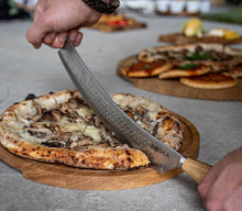 Carica l'immagine nel visualizzatore di Gallery, Mezzaluna taglia pizza/formaggio BOSKA OSLO+