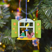 Carica l'immagine nel visualizzatore di Gallery, Decorazione in legno Finestra con animaletti Graupner Holzminiaturen - Prezzo Outlet