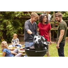 Carica l'immagine nel visualizzatore di Gallery, Barbecue a carbone WEBER Master-Touch GBS 57 nero