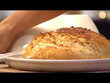 Carica e avvia il video nel visualizzatore di galleria, Set Pain Maison Emile Henry Grand Cru