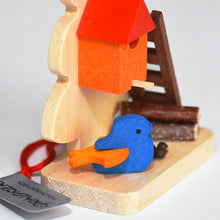 Carica l'immagine nel visualizzatore di Gallery, Decorazione in legno Albero con Giocattoli Graupner Holzminiaturen  vari soggetti - Prezzo Outlet