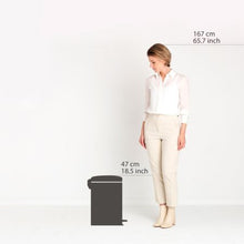 Carica l&#39;immagine nel visualizzatore di Gallery, Pattumiera a pedale NewIcon Brabantia 20 lt Matt Black
