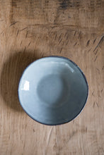 Carica l&#39;immagine nel visualizzatore di Gallery, Piatto fondo Ø23.5 organic blu DUTCH ROSE

