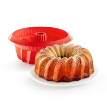 Carica l&#39;immagine nel visualizzatore di Gallery, Stampo ciambella in silicone Ø22 Lékué
