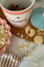 Carica l'immagine nel visualizzatore di Gallery, Barattolo portabiscotti Calories Yvonne Ellen
