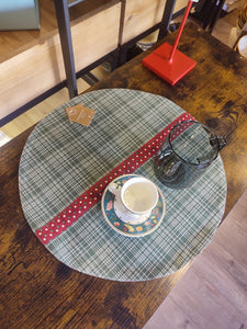 Tovaglietta americana shabby tonda scozzese verde Demetra NUVOLE DI STOFFA