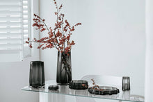 Carica l'immagine nel visualizzatore di Gallery, Vaso vetro LENOX Grigio
