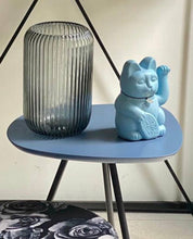 Carica l&#39;immagine nel visualizzatore di Gallery, Gatto portafortuna Maneki Neko h15 Azzurro &quot;Successo e Carriera&quot;
