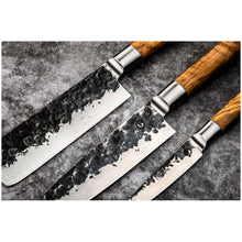 Carica l'immagine nel visualizzatore di Gallery, Set 3 coltelli Forged Olive in cofanetto regalo
