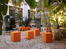 Carica l'immagine nel visualizzatore di Gallery, Panchina per interno/esterno Aperol
