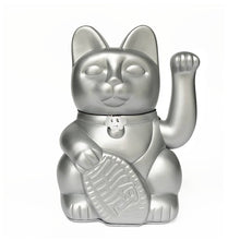 Carica l&#39;immagine nel visualizzatore di Gallery, Gatto portafortuna Maneki Neko h15 Argento &quot;Fortuna negli affari&quot;
