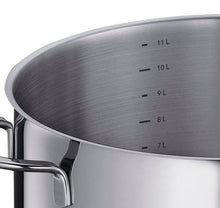 Carica l&#39;immagine nel visualizzatore di Gallery, Casseruola acciaio inox con coperchio in vetro Ø28 lt.12 KÜCHENPROFI Capri
