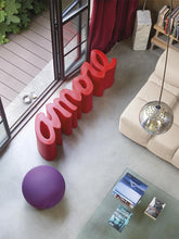 Carica l'immagine nel visualizzatore di Gallery, Panchina per interno/esterno Amore

