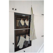 Carica l&#39;immagine nel visualizzatore di Gallery, Set 2 guanti da forno ZicZac Yinte Olive Green

