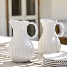 Carica l'immagine nel visualizzatore di Gallery, Caraffa porcellana lt.2,5 Pearl White
