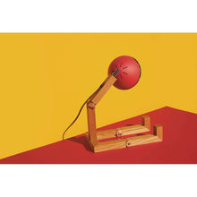 Carica l&#39;immagine nel visualizzatore di Gallery, Mr. Wattson Lampada da Tavolo Red Dream
