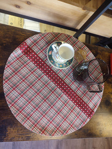 Tovaglietta americana shabby tonda scozzese rossa Demetra NUVOLE DI STOFFA