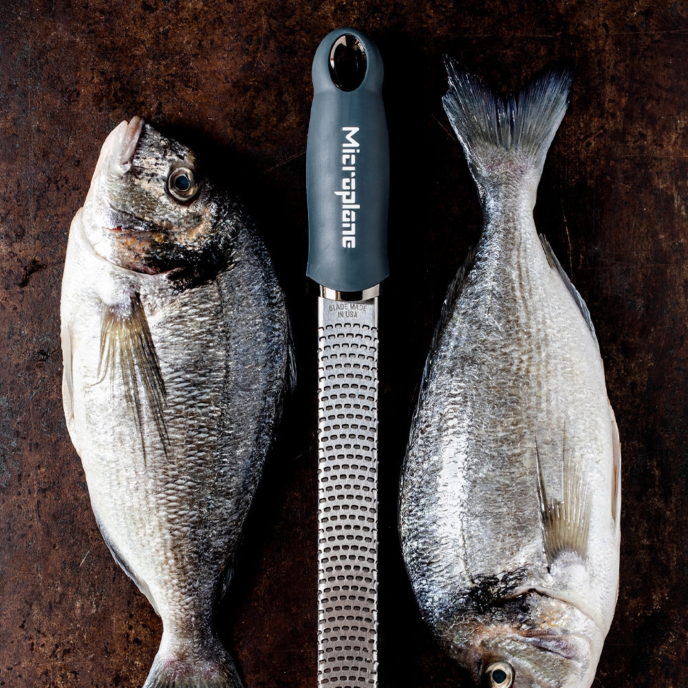 Grattugia Premium After Dark Grey Zester MICROPLANE