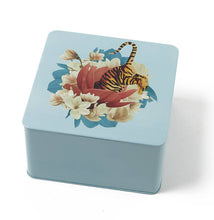 Carica l&#39;immagine nel visualizzatore di Gallery, Scatola quadrata in metallo Tiger Flower

