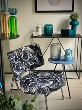 Carica l&#39;immagine nel visualizzatore di Gallery, Gatto portafortuna Maneki Neko h15 Oro
