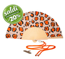 Carica l'immagine nel visualizzatore di Gallery, Ventaglio in tessuto e legno con laccio per cellulare Leopardato - Saldi
