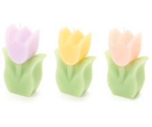 Carica l&#39;immagine nel visualizzatore di Gallery, Candela Tulipano Nuvole di stoffa
