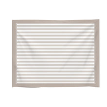 Carica l'immagine nel visualizzatore di Gallery, Tovaglia 6 posti cm 150x180 Dinamic Beige
