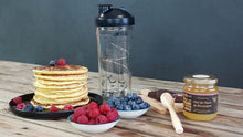 Carica l'immagine nel visualizzatore di Gallery, Shaker dosatore in vetro per Pancakes
