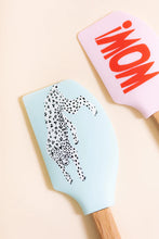 Carica l&#39;immagine nel visualizzatore di Gallery, Set 2 spatole in silicone e acacia Yvonne Ellen
