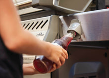 Carica l&#39;immagine nel visualizzatore di Gallery, Barbecue a gas NAPOLEON ROGUE RSE425RSIB inox

