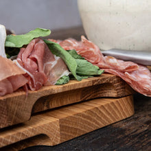 Carica l'immagine nel visualizzatore di Gallery, Cofanetto 5 coltelli formaggio Monaco inox + tagliere doppio BOSKA
