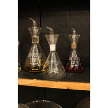 Carica l&#39;immagine nel visualizzatore di Gallery, Oliera in vetro borosilicato Un Goccio D&#39;Olio Nuvole di Stoffa
