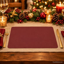 Carica l'immagine nel visualizzatore di Gallery, Tovaglietta pelle vegana Togo 45x33 Burgundy
