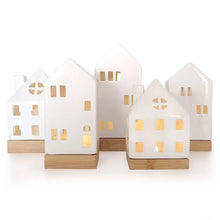Carica l&#39;immagine nel visualizzatore di Gallery, Lampada led ricaricabile casetta ceramica bianco lucido h 17,7 cm
