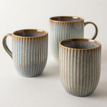Carica l&#39;immagine nel visualizzatore di Gallery, Tazza mug Sapphire grey DUTCH ROSE
