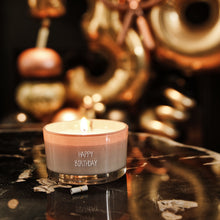 Carica l&#39;immagine nel visualizzatore di Gallery, Candela di soia MESSAGE IN A BOTTLE HAPPY BIRTHDAY di MyFlame
