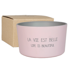 Carica l&#39;immagine nel visualizzatore di Gallery, Candela di soia outdoor alla citronella-La vie est belle. Life is beautiful- MY FLAME
