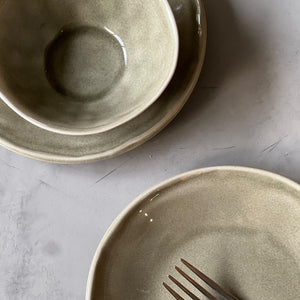 Piatto fondo Ø23.5 organic Olive DUTCH ROSE