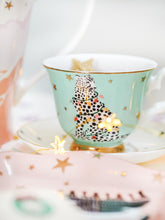 Carica l&#39;immagine nel visualizzatore di Gallery, Set 2 tazze da tè con piattino Yvonne Ellen Christmas Edition
