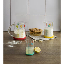Carica l&#39;immagine nel visualizzatore di Gallery, Caraffa graduata 1000ml in vetro Pebbly
