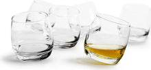 Carica l&#39;immagine nel visualizzatore di Gallery, Set 6 bicchieri basculanti da Whisky Sagaform
