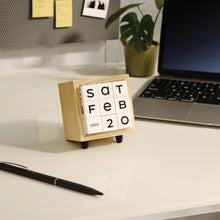 Carica l'immagine nel visualizzatore di Gallery, Calendario perpetuo Play Date
