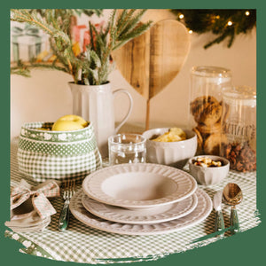 Tovaglia salvia shabby 6P con bordo 140*180 Demetra NUVOLE DI STOFFA