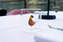 Carica l&#39;immagine nel visualizzatore di Gallery, Bicchiere in vetro con soggetto interno Gallina
