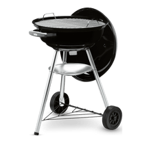 Carica l&#39;immagine nel visualizzatore di Gallery, Barbecue a carbone WEBER COMPACT KETTLE 47
