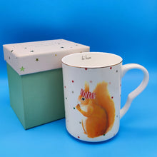 Carica l&#39;immagine nel visualizzatore di Gallery, Tazza Yvonne Ellen Scoiattolo Christmas Edition
