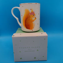 Carica l&#39;immagine nel visualizzatore di Gallery, Tazza Yvonne Ellen Scoiattolo Christmas Edition
