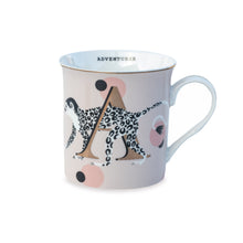 Carica l&#39;immagine nel visualizzatore di Gallery, Tazza Alphabet Mug Gold Edition Yvonne Ellen
