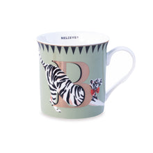 Carica l&#39;immagine nel visualizzatore di Gallery, Tazza Alphabet Mug Gold Edition Yvonne Ellen
